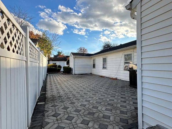 910 Magnolia Avenue, Croydon PA 19021