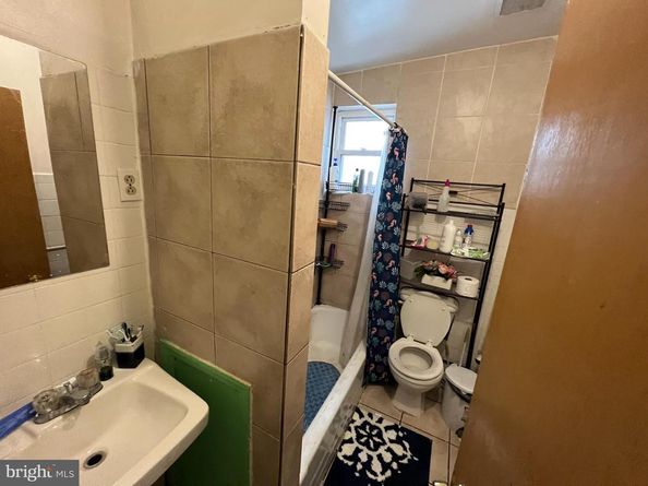 1908 S 7TH Street, Philadelphia PA 19148