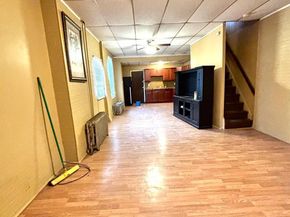 528 E Willard Street, Philadelphia PA 19134