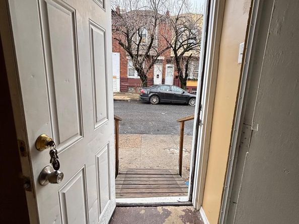 528 E Willard Street, Philadelphia PA 19134