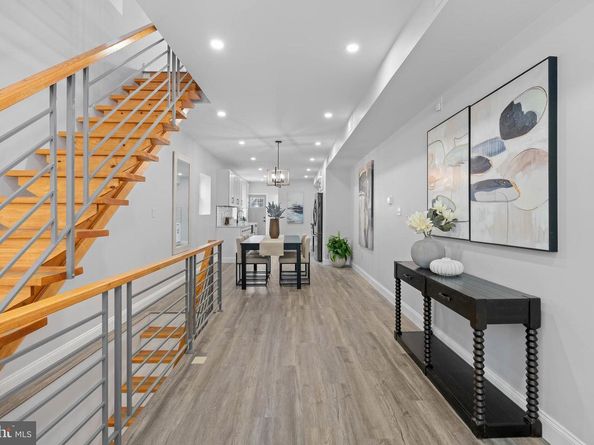 427 Tasker Street, Philadelphia PA 19148