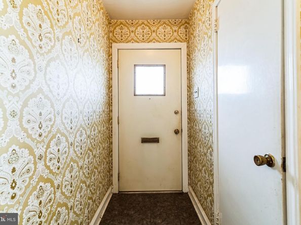 1135 E Johnson Street, Philadelphia PA 19138
