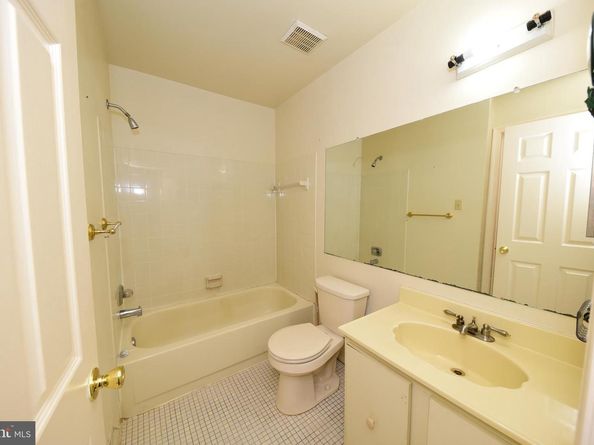620 Palmer Lane, Yardley PA 19067