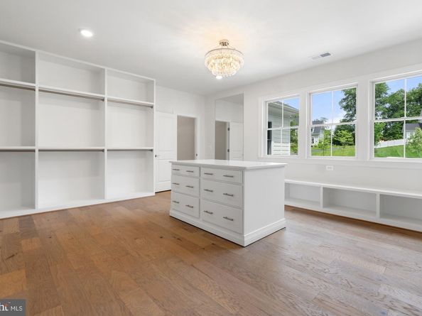 3006 Weber Place, Oakton VA 22124