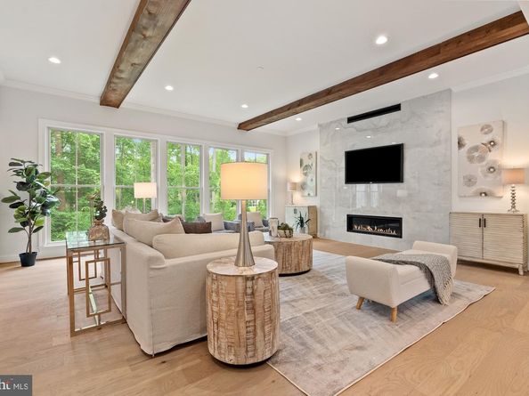 3006 Weber Place, Oakton VA 22124