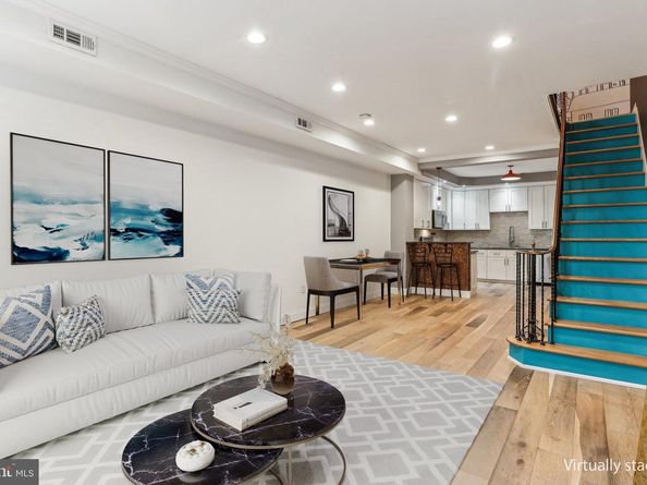 905 Watkins Street, Philadelphia PA 19148