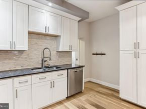 905 Watkins Street, Philadelphia PA 19148