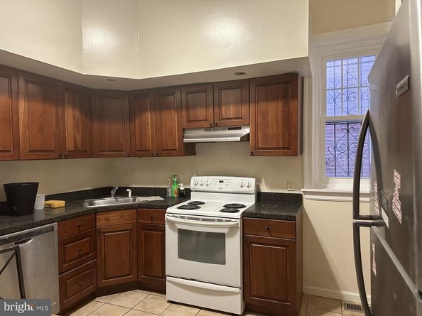 233 S 45TH Street, Philadelphia PA 19104