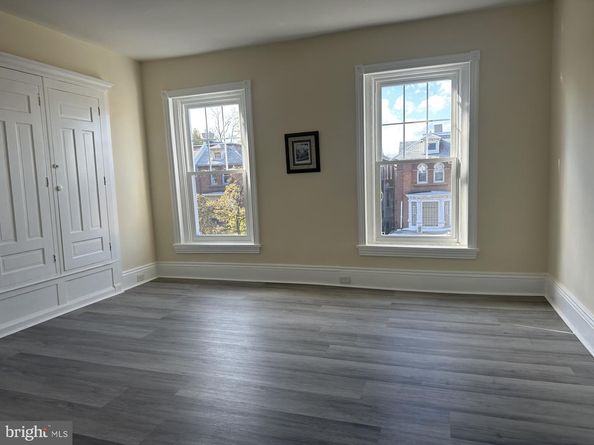 233 S 45TH Street, Philadelphia PA 19104