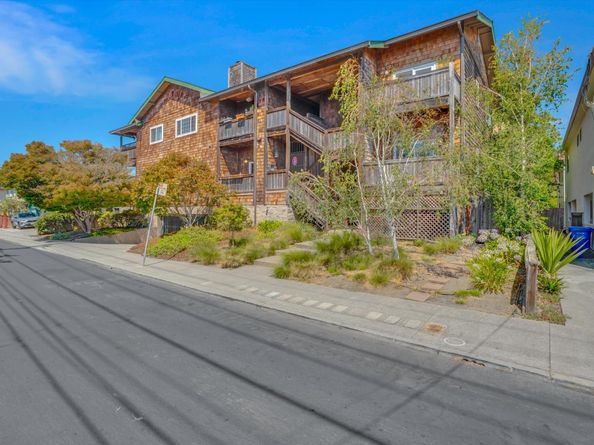1708 Lexington Avenue 9, El Cerrito CA 94530