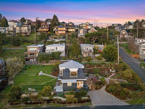 700 Ocean Avenue, Richmond CA 94801