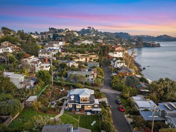 700 Ocean Avenue, Richmond CA 94801