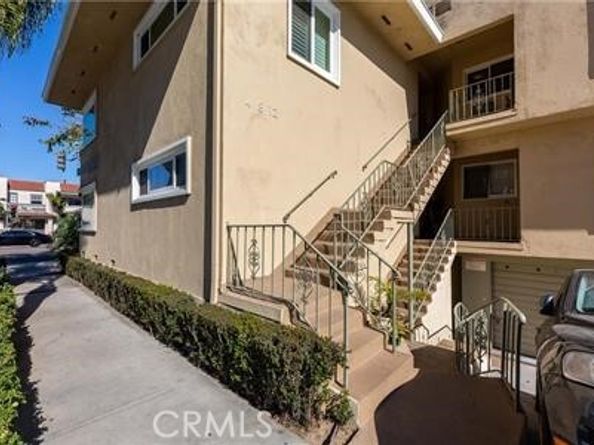 12 3rd Place, Long Beach CA 90802