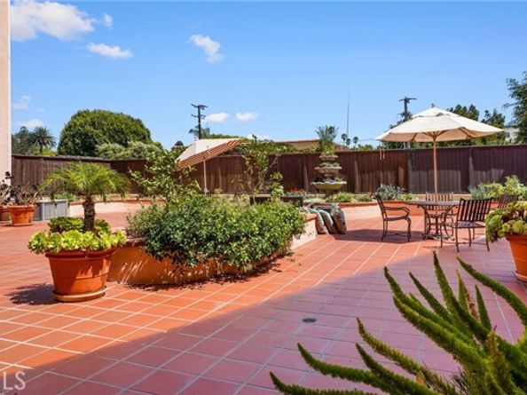 2035 4th street 202C, Santa Monica CA 90405