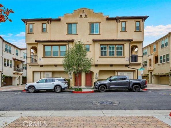 901 Sunset Rdg, Lake Forest (el Toro) CA 92610