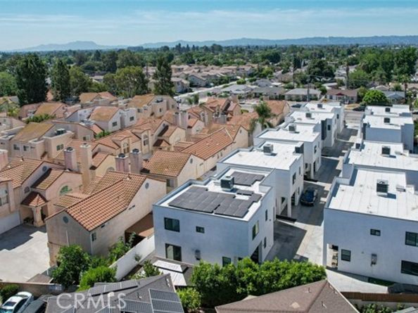 9124 N Nilo Lane, Panorama City (los Angeles) CA 91402