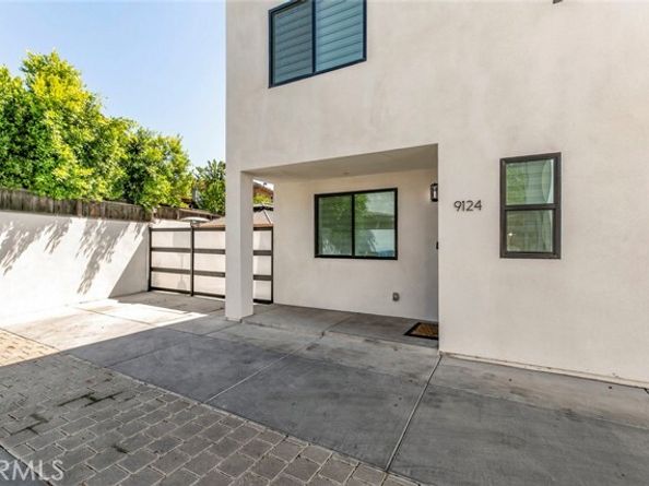 9124 N Nilo Lane, Panorama City (los Angeles) CA 91402