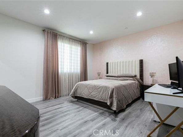 9124 N Nilo Lane, Panorama City (los Angeles) CA 91402