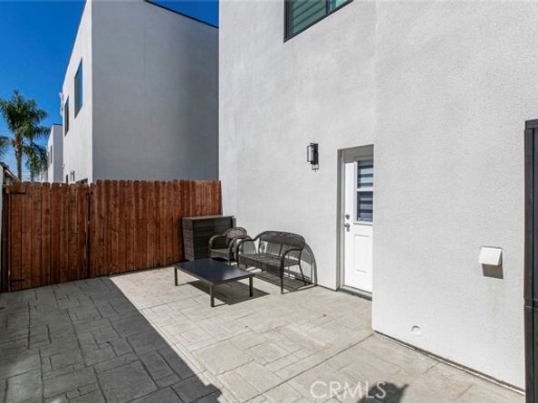9124 N Nilo Lane, Panorama City (los Angeles) CA 91402