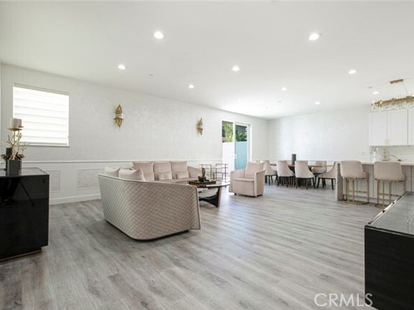 9124 N Nilo Lane, Panorama City (los Angeles) CA 91402