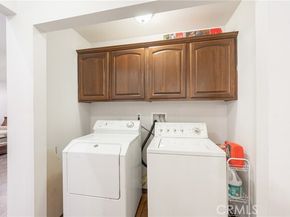 7449 Alabama Avenue, Canoga Park (los Angeles) CA 91303
