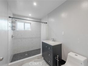 7449 Alabama Avenue, Canoga Park (los Angeles) CA 91303