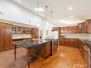7449 Alabama Avenue, Canoga Park (los Angeles) CA 91303