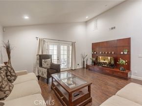 7449 Alabama Avenue, Canoga Park (los Angeles) CA 91303