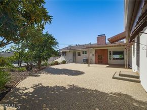 100 E Kenneth Road, Glendale CA 91207