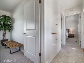 100 E Kenneth Road, Glendale CA 91207