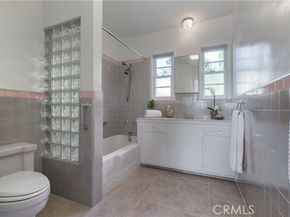 100 E Kenneth Road, Glendale CA 91207