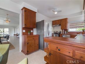 100 E Kenneth Road, Glendale CA 91207