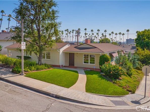 100 E Kenneth Road, Glendale CA 91207
