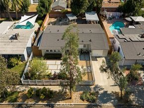 19426 Blythe Street, Reseda (los Angeles) CA 91335