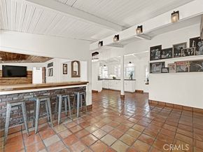 19426 Blythe Street, Reseda (los Angeles) CA 91335