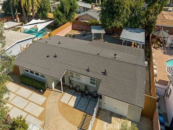 19426 Blythe Street, Reseda (los Angeles) CA 91335