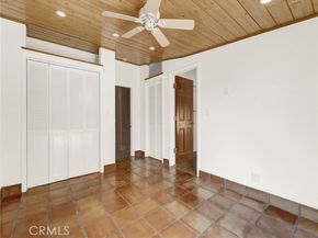 19426 Blythe Street, Reseda (los Angeles) CA 91335