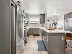 6451 Riverton Avenue, North Hollywood (los Angeles) CA 91606
