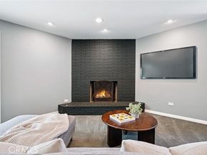 6451 Riverton Avenue, North Hollywood (los Angeles) CA 91606