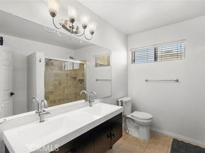 11274 Morrison Street 2, North Hollywood (los Angeles) CA 91601