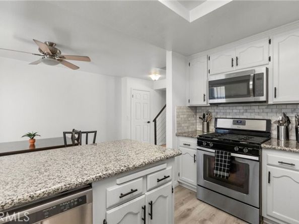 11274 Morrison Street 2, North Hollywood (los Angeles) CA 91601