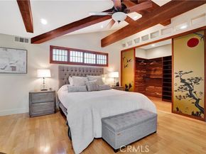 4532 Del Moreno Drive, Woodland Hills (los Angeles) CA 91364