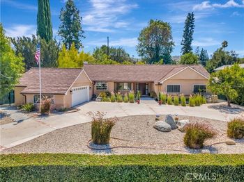 4532 Del Moreno Drive