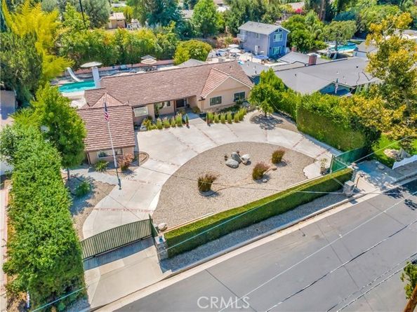 4532 Del Moreno Drive, Woodland Hills (los Angeles) CA 91364