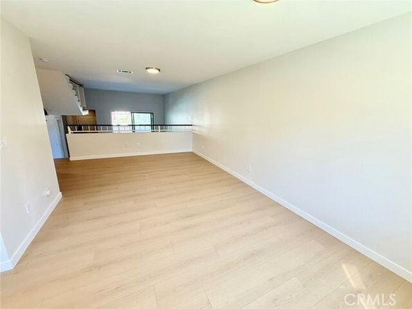 19545 Sherman Way 99, Reseda (los Angeles) CA 91335