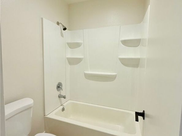19545 Sherman Way 99, Reseda (los Angeles) CA 91335
