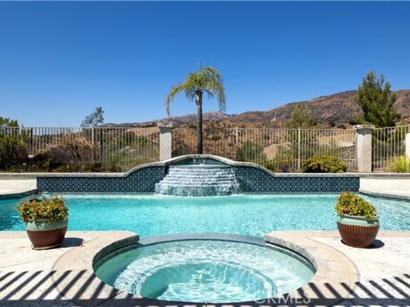 17823 Mountain Ranch Road, Granada Hills (los Angeles) CA 91344