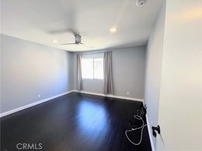 8575 Independence Avenue 11, Canoga Park (los Angeles) CA 91304
