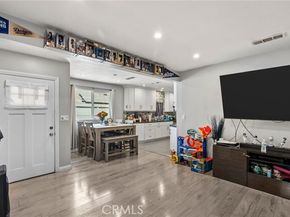 11254 Keswick Street, Sun Valley (los Angeles) CA 91352