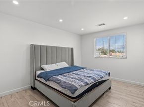 11254 Keswick Street, Sun Valley (los Angeles) CA 91352